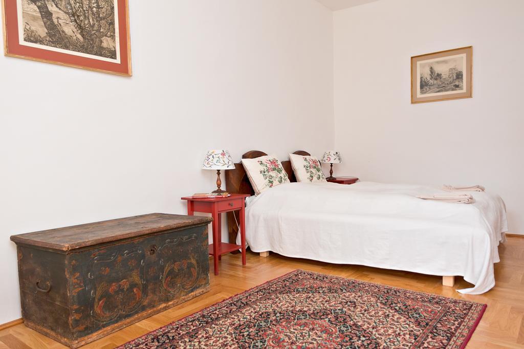 Barta Pince Vendeghaz Mad Hotel Room photo