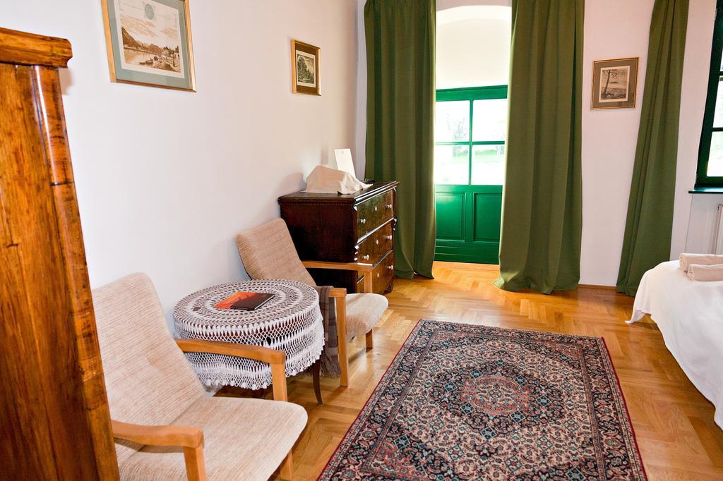 Barta Pince Vendeghaz Mad Hotel Room photo
